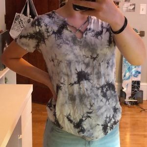grey tie dye shirt